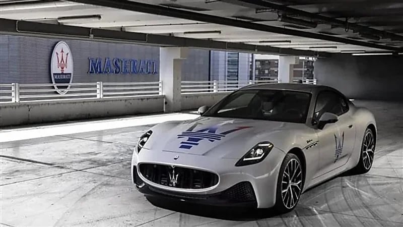 "مازيراتي" تكشف عن سيارتها الكوبية جران توريزمو 2024