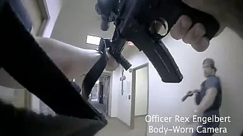 شاهد.. لحظة مقتل منفذة الهجوم المسلح على "مدرسة ناشفيل"