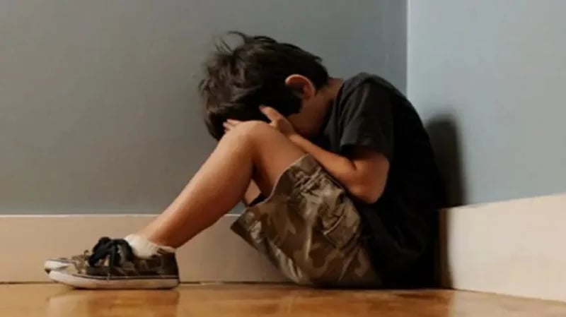 السجن 30 عامًا لشاب اعتدى جنسيًا على طفل وحاول قتله