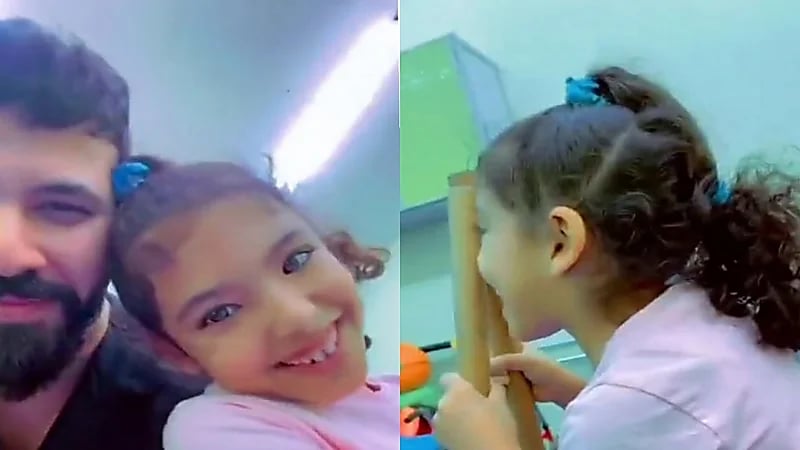 شاهد.. طبيب يوثق فرحة طفلة بالوقوف على قدميها