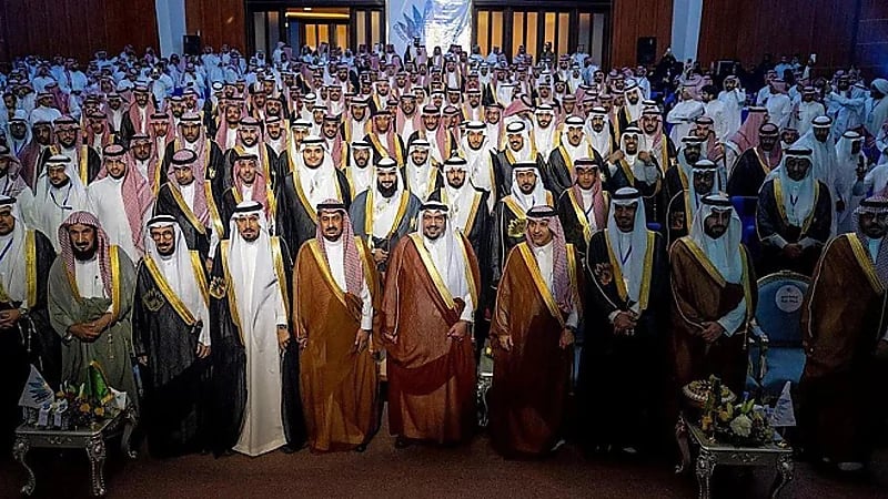 أمير القصيم يؤكد أن التعليم الجامعي يساند في تعزيز سوق العمل