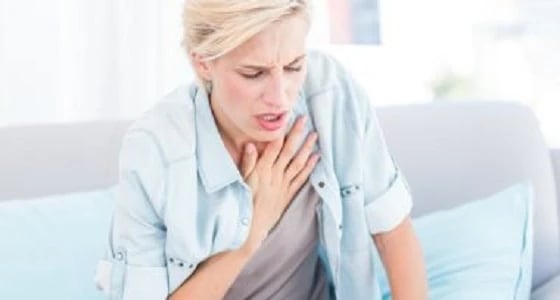 أعراض متلازمة الضلع المنزلق وطرق علاجها