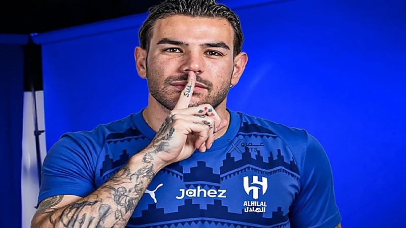 الهلال يتوصل لاتفاق مع ثيو هيرنانديز