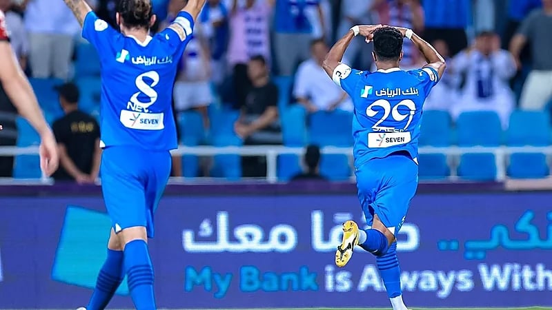 ردة فعل الأجانب بهدف سالم الدوسري في مرمى الاتفاق .. فيديو