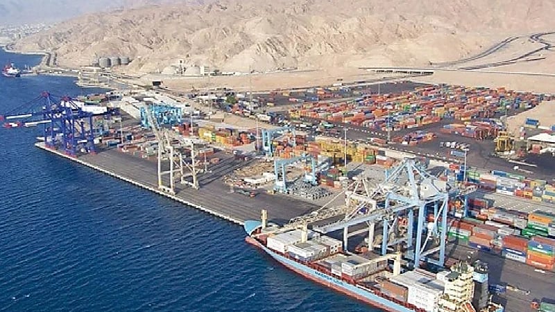 قتلى ومصابين جراء تسرب غاز سام من صهريج في ميناء العقبة