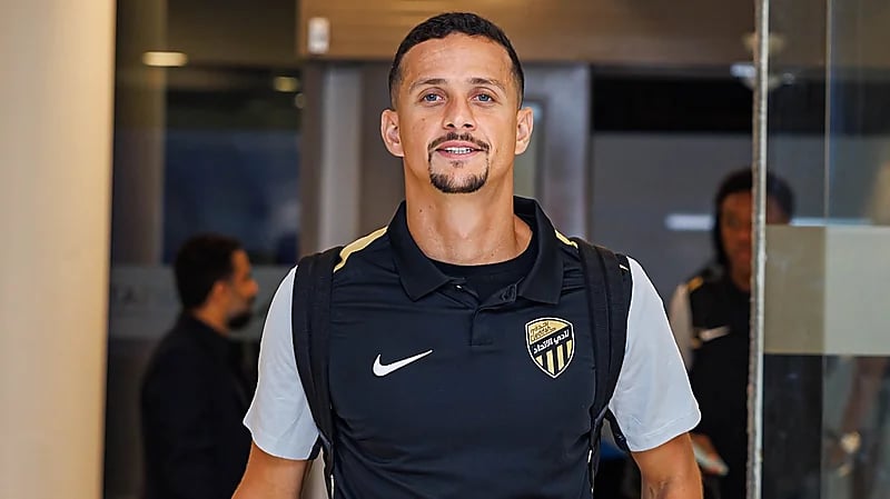 يوفنتوس يدرس التعاقد مع مدافع الاتحاد السابق