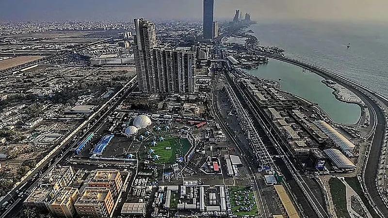 بالفيديو.. سبب ركود المشاريع الفندقية في جدة