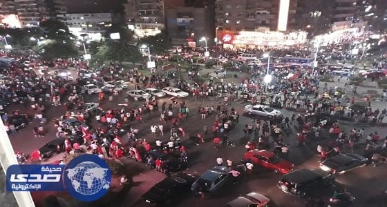 بالفيديو.. المصريون يحتفلون بفوز المنتخب في شوارع القاهرة