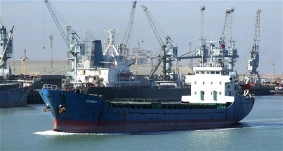 كارثة بيئية جديدة تهدد سواحل الحديدة اليمنية