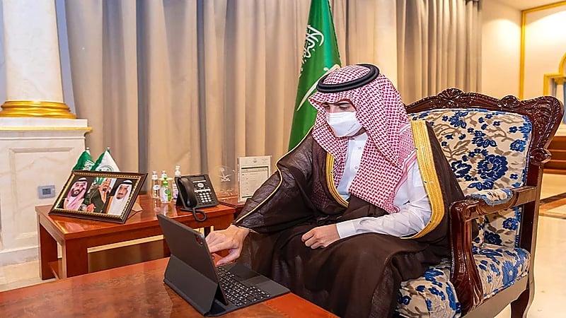 أمير الجوف يدشّن معهد الثقافة والفنون ثقّف بالمنطقة