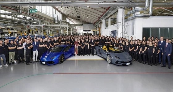 لامبورجيني تحتفل بتصنيع 11 ألف نسخة من هوراكان و8000 من أفينتادور