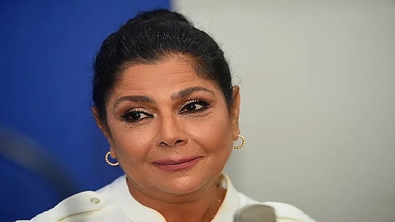 تعليق صباح الجزائري على إصابتها بمرض نادر