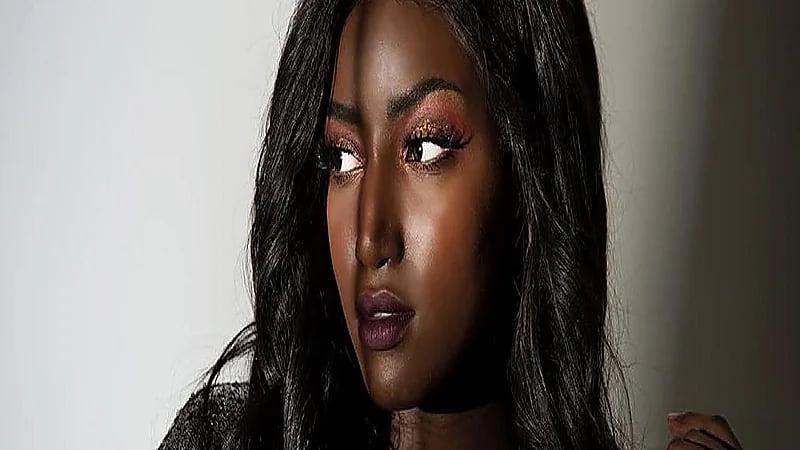 عبير سندر: "لوني أجمل ما فيا"