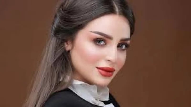 شاهد.. رهف القحطاني تظهر بالحجاب مع والدتها داخل سيارة