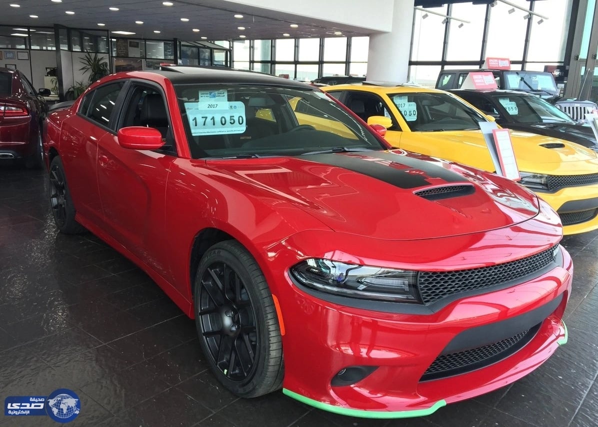 بالصور.. تعرف على اسعار ومواصفات دودج تشارجر 2017 بالمملكة
