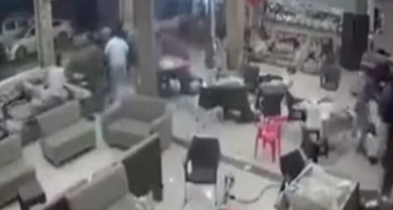 فيديوهات| زلزال كبير بقوة 7.3 ريختر يهز إيران وشمال العراق ورعب على الهواء