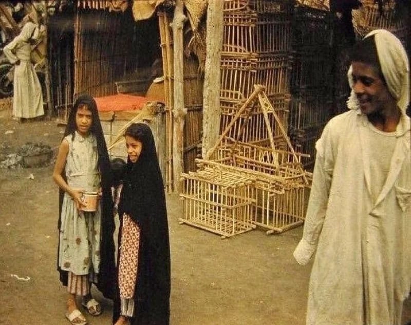 أطفال من القطيف في التسعينات الهجرية