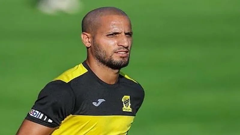 سبب تأجيل الاتحاد البت في ملف تجديد كريم الأحمدي