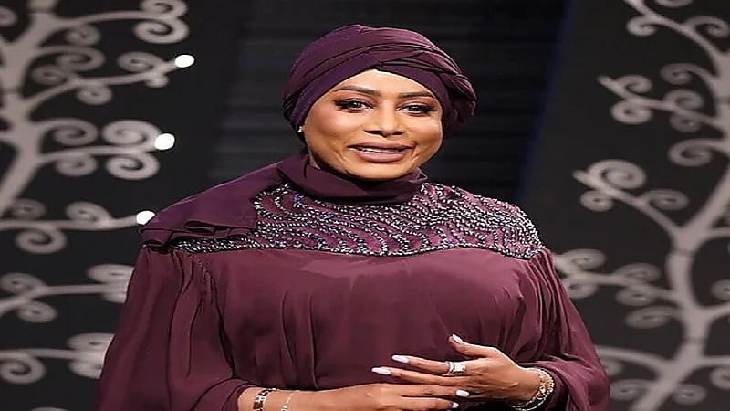 الإعلامية إيمان نجم تتعرض لحادث مرور مروع