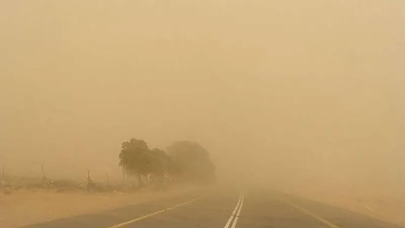 "النقل" تدعو مستخدمي طريق المفرق وجدة وينبع للحذر