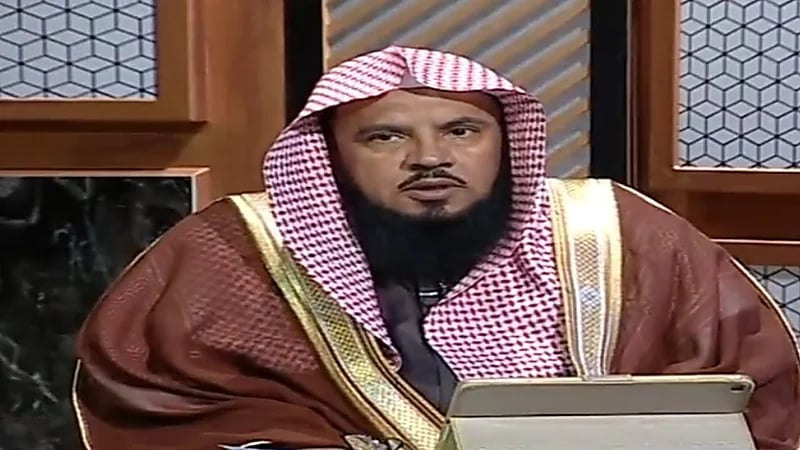 ‏هل يجوز طلب المال لأجل المسامحة والتنازل عن الحق ؟.. "السبر" يجيب