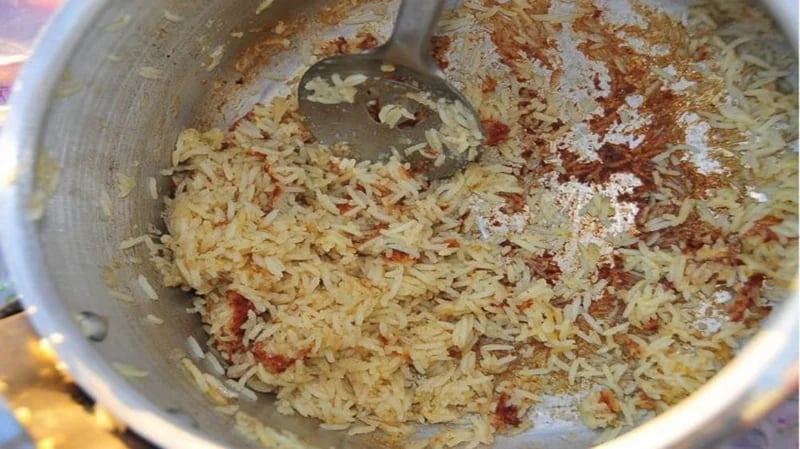 النمر يحذر من تناول الطعام المحروق