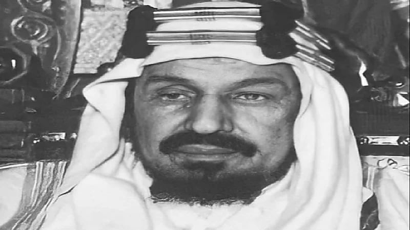 صورة نادرة للملك عبدالعزيز خلال زيارته الثانية لمصر عام 1946