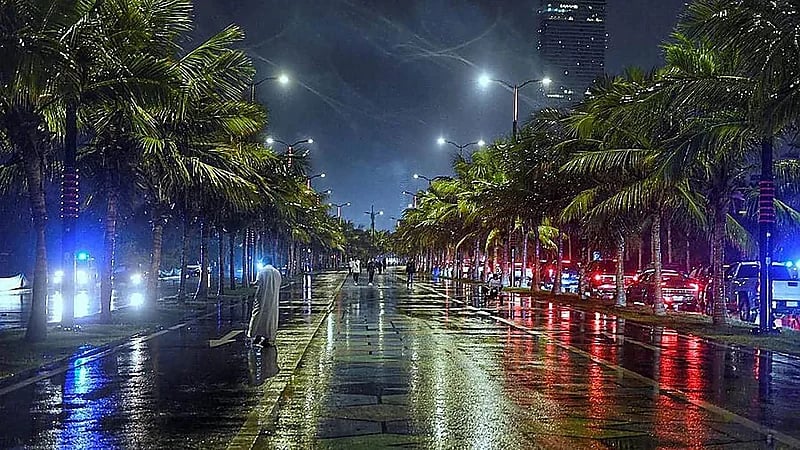 العقيل: موجة أمطار قادمة تشمل الرياض .. فيديو