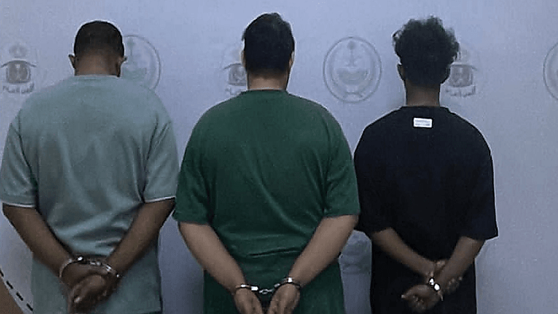 ضبط 3 أشخاص لترويجهم مادتي الحشيش والإمفيتامين المخدرتين