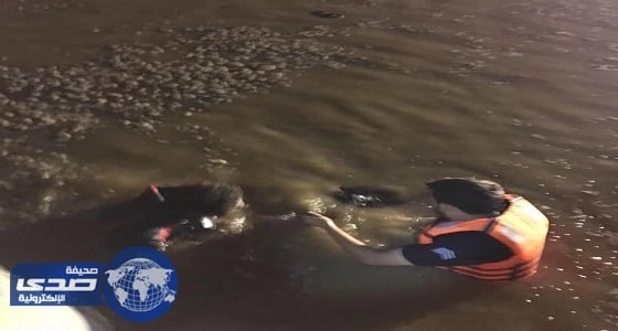 بالفيديو.. موجة من الغبار والطقس السيئ تجتاح الكويت