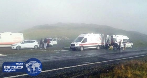 مصرع وإصابة 4 مواطنين إثر تعرضهم لصاعقة رعد في تركيا