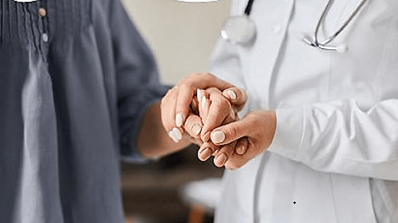 المجلس الصحي يطلق دليل تدريب مرافقي مرضى الرعاية الصحية المنزلية