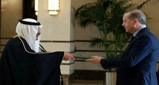 الخريجي يقدم أوراق اعتماده للرئيس التركي