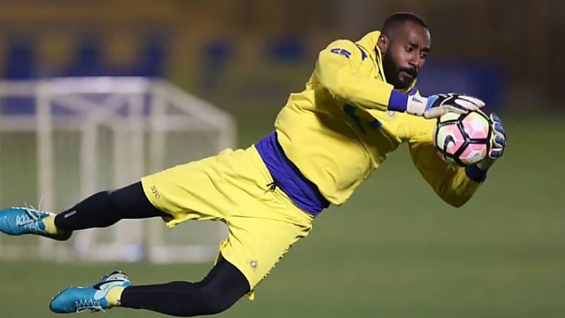 حارس النصر يواصل تدريباته اللياقية في أمريكا