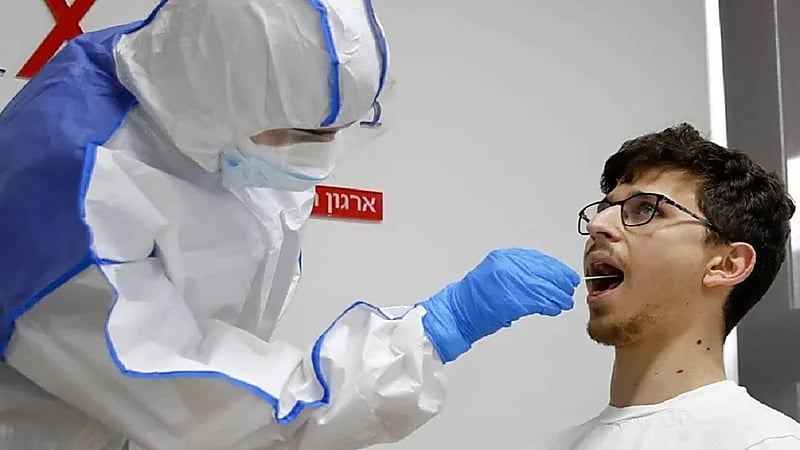 "الصحة" توضح الحالات التي يجب فيها إجراء مسحة كورونا