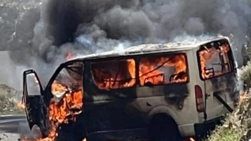 وفاة مواطن وإصابة 5 آخرين في حادث احتراق حافلة بجازان