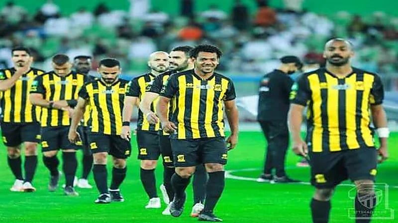 الاتحاد يطلب حكام أجانب لقيادة مواجهتي الاتفاق والباطن