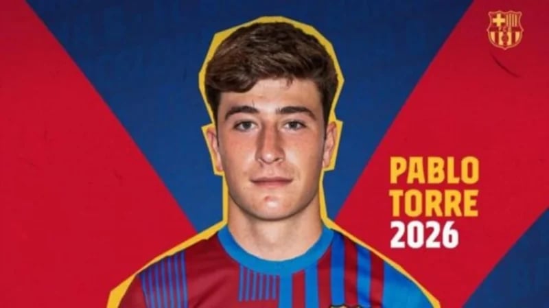 برشلونة يتعاقد رسميًا مع بابلو توري