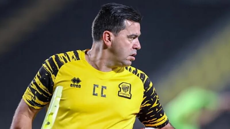 "كونترا" يعتذر لجماهير الإتحاد