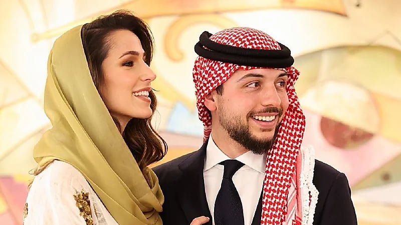 تعرف على الشابة السعودية "رجوة آل سيف" خطيبة ولي العهد الأردني