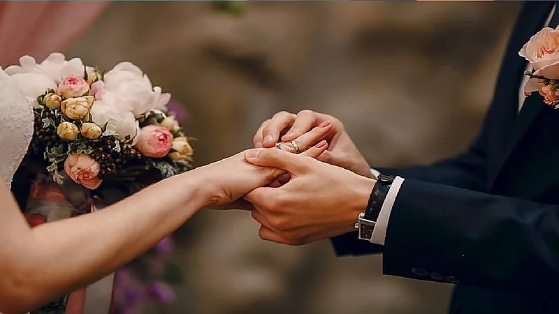 بالفيديو.. مختص: نسبة نجاح الزواج للزوجين المتشابهين في ملامح الوجه أعلى من غيرهم