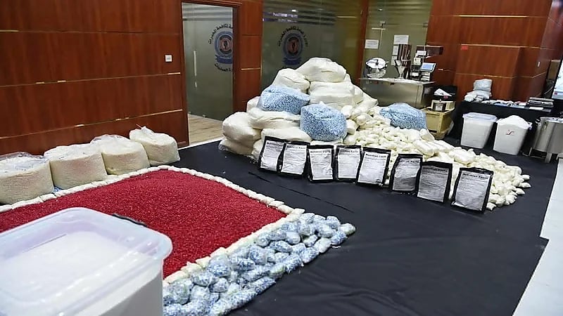 بالصور .. أكبر ضبطية حبوب مخدرة في تاريخ الكويت