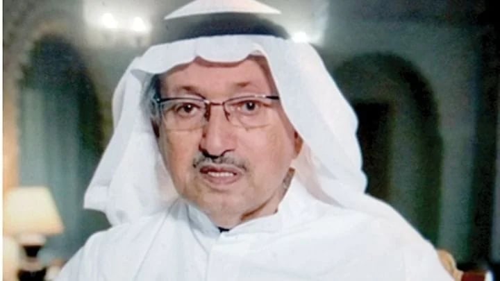 وفاة رجل الأعمال والوزير الإماراتي السابق محمد سعيد الملا