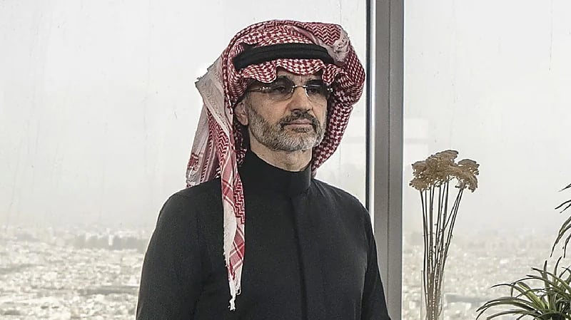 الوليد بن طلال: نبارك لممثل الوطن التأهل لنصف نهائي كأس العالم للأندية