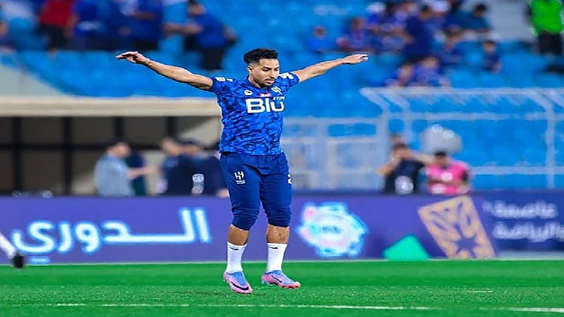 "الدوسري" و"فييتو" يغيبان عن مواجهة التعاون