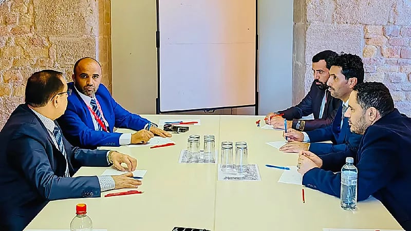 الحكومة اليمنية والحوثيين يتفقان على تبادل 880 أسيراً