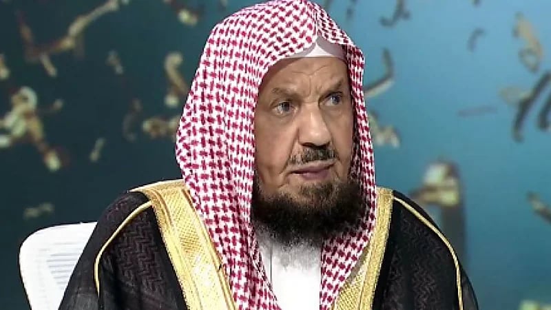 المنيع: تسجيل الاسم في إحدى المؤسسات كسعودة مقابل مبلغ دون عمل يعتبر غشًا .. فيديو