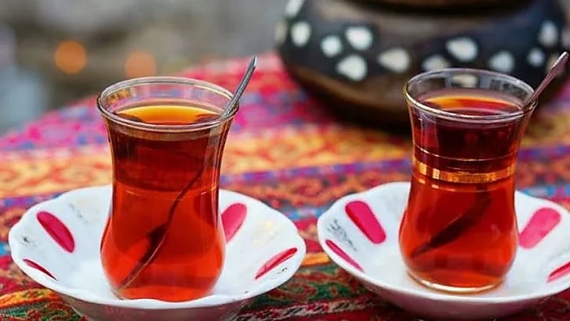 أشخاص ممنوعون من شرب الشاي