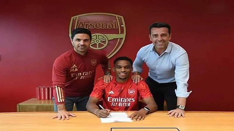 تيمبر ينضم رسميا لأرسنال
