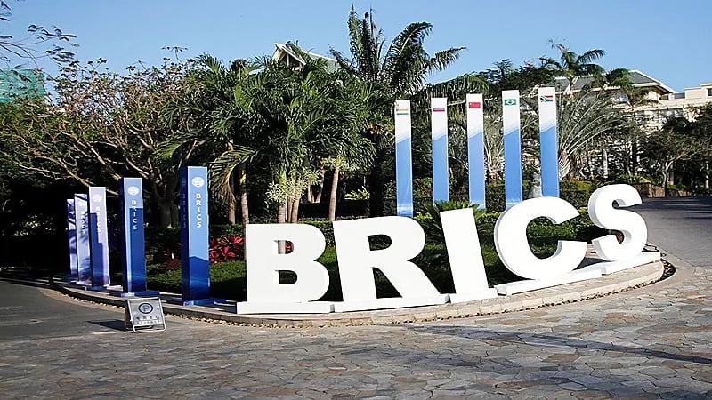 وزير الخزانة البريطاني السابق: دخول السعودية لـ بريكس سيغير اقتصاد العالم